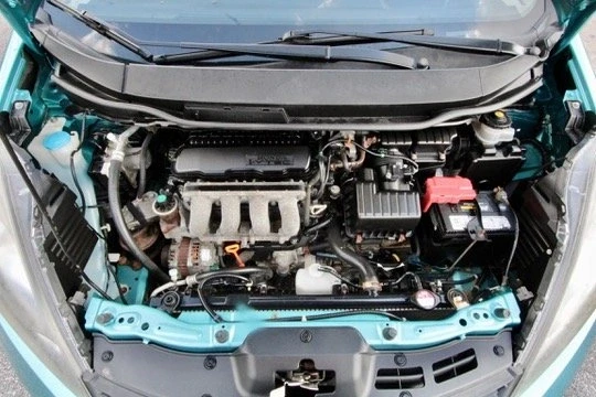 2013 Honda Fit - Image 9 of 17