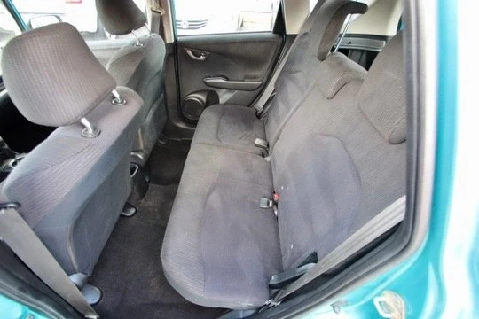 2013 Honda Fit - Image 13 of 17