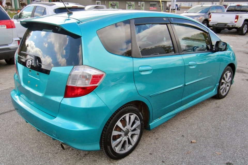 2013 Honda Fit - Image 6 of 17