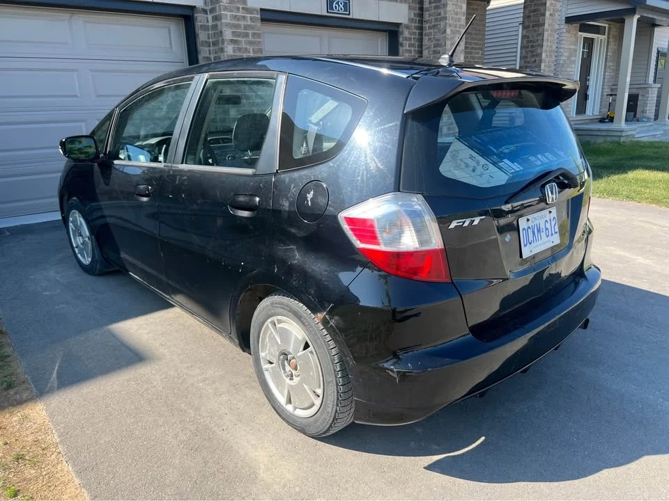 2013 Honda Fit - Image 3 of 8