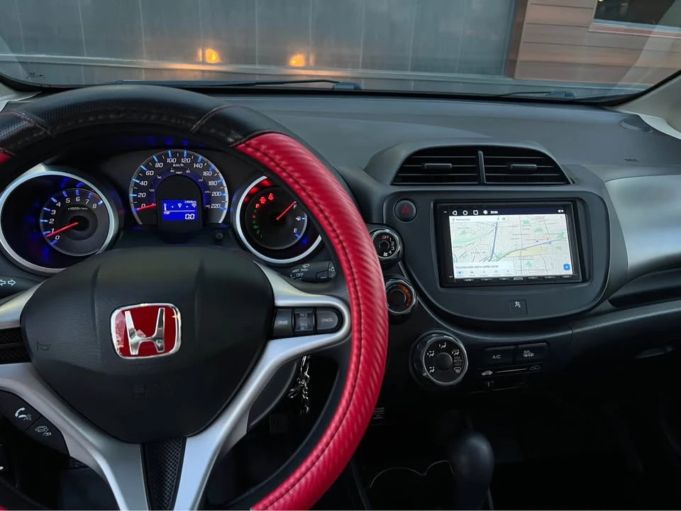 2013 Honda Fit - Image 12 of 14