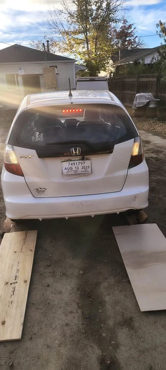 2013 Honda Fit - Image 4 of 9