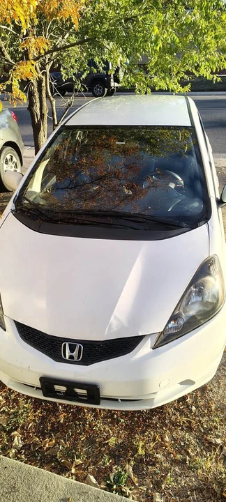 2013 Honda Fit - Image 2 of 9