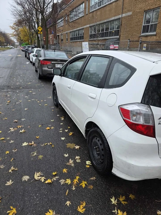 2013 Honda Fit - Image 6 of 8