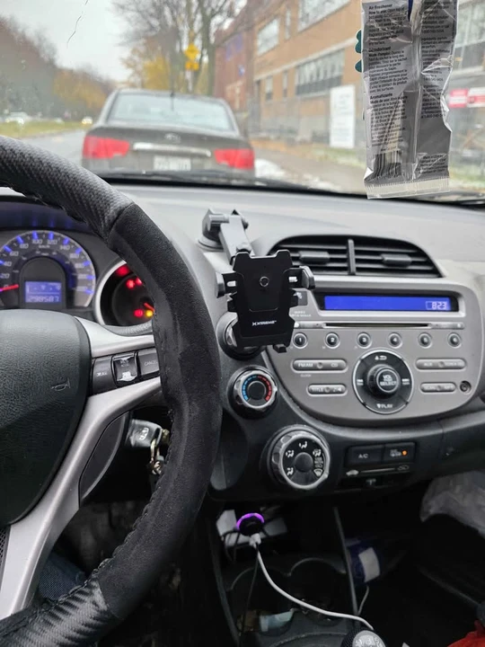 2013 Honda Fit - Image 4 of 8