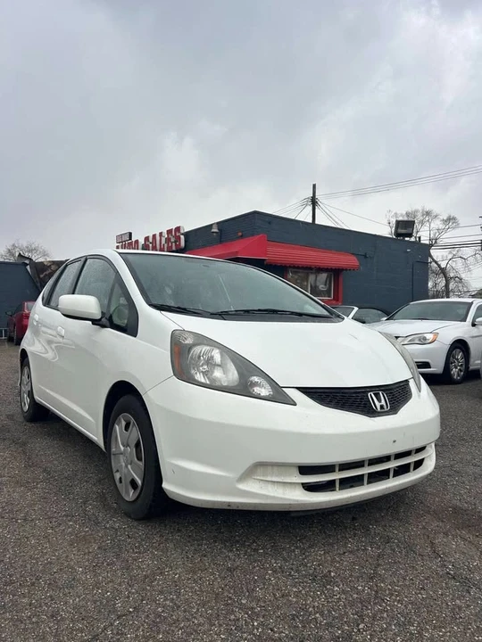 2013 Honda Fit - Image 2 of 14