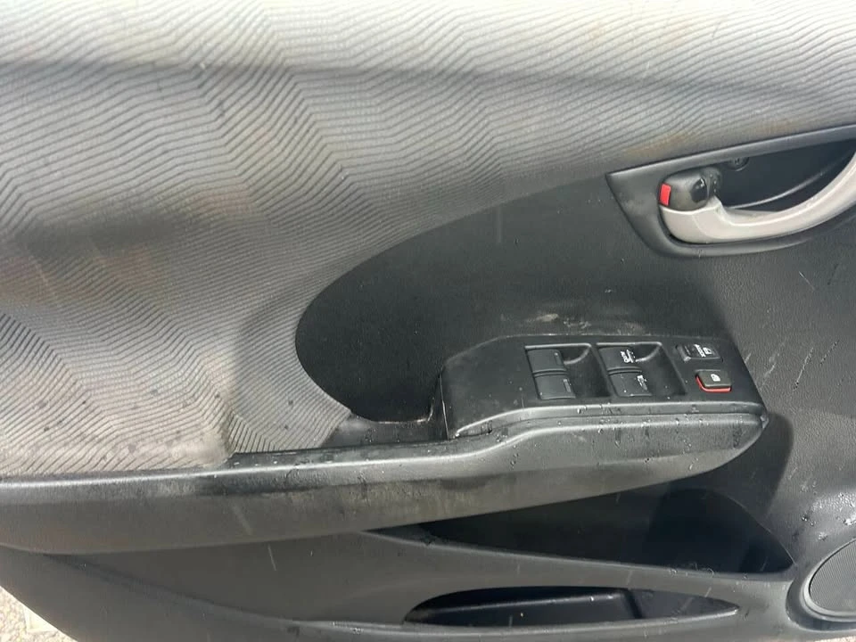 2013 Honda Fit - Image 14 of 14