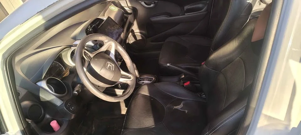 2013 Honda Fit - Image 8 of 8
