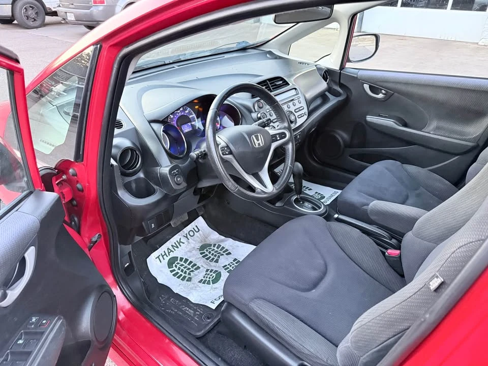 2013 Honda Fit - Image 8 of 12