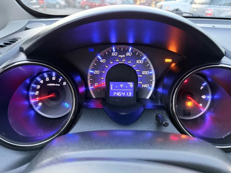 2013 Honda Fit - Image 6 of 12