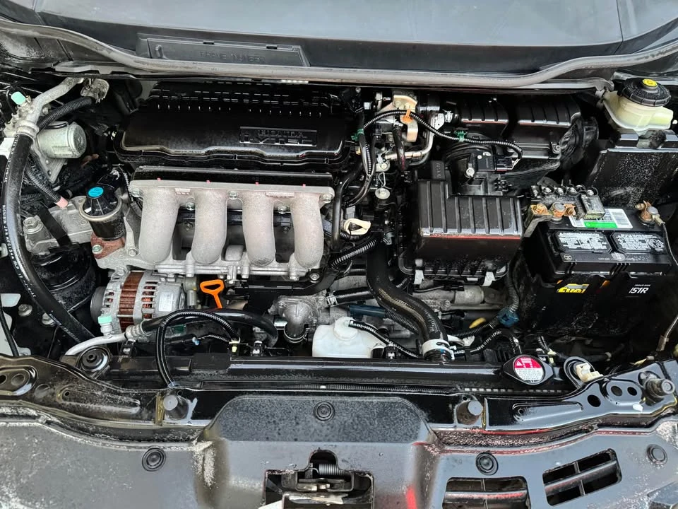 2013 Honda Fit - Image 7 of 8