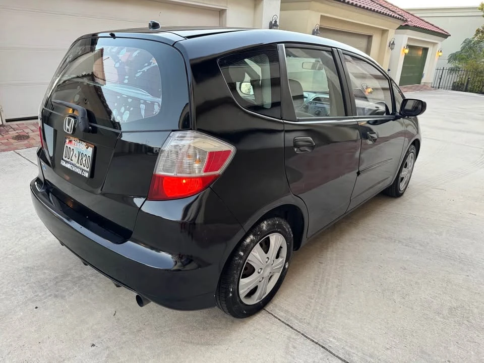 2013 Honda Fit - Image 6 of 8