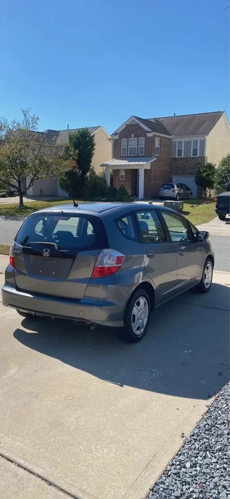 2013 Honda Fit - Image 6 of 19