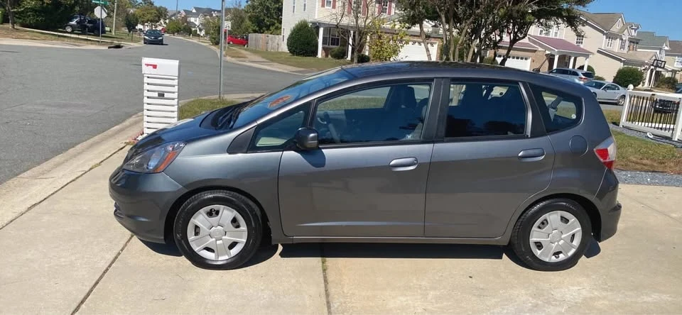 2013 Honda Fit - Image 8 of 19