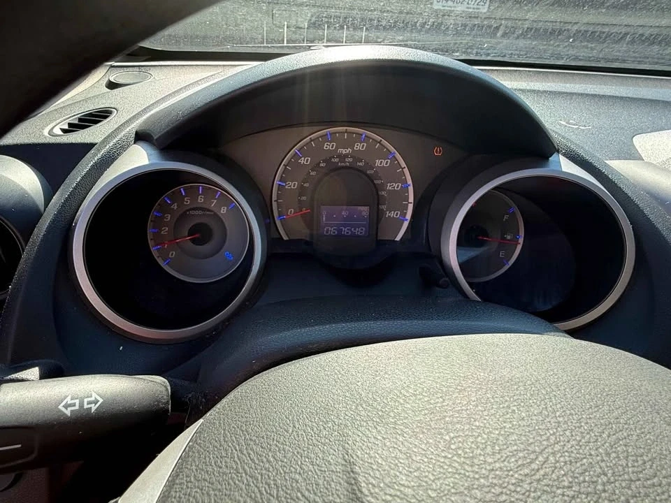 2013 Honda Fit - Image 6 of 10