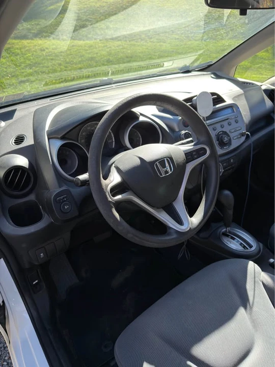 2013 Honda Fit - Image 5 of 7