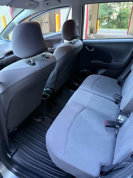 2013 Honda Fit - Image 11 of 15