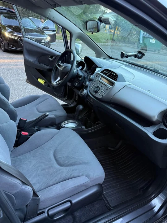 2013 Honda Fit - Image 15 of 15