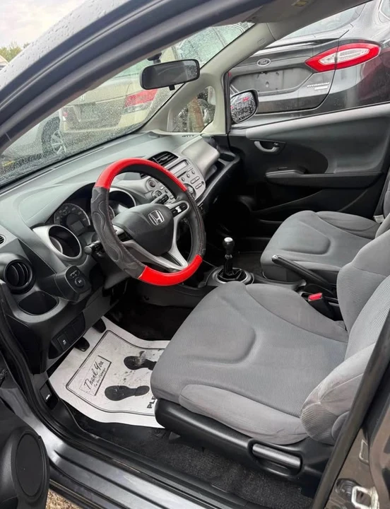 2013 Honda Fit - Image 7 of 8