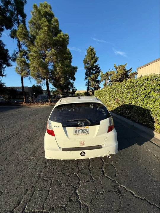 2013 Honda Fit - Image 9 of 15