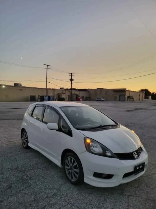 2013 Honda Fit - Image 4 of 7