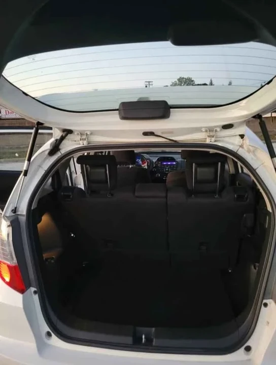 2013 Honda Fit - Image 7 of 7