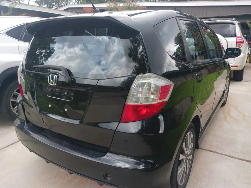 2013 Honda Fit - Image 5 of 10