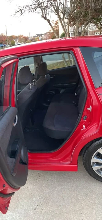 2013 Honda Fit - Image 11 of 20