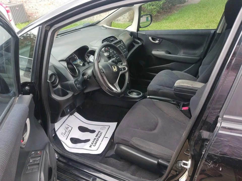 2013 Honda Fit - Image 3 of 10