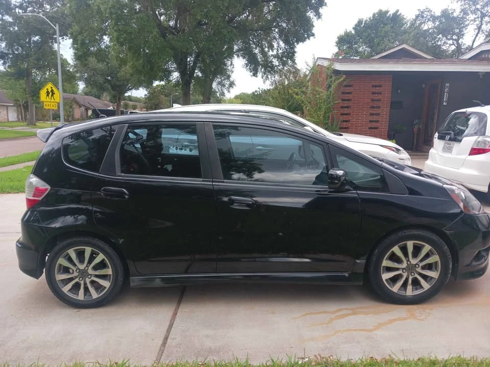 2013 Honda Fit - Image 8 of 10