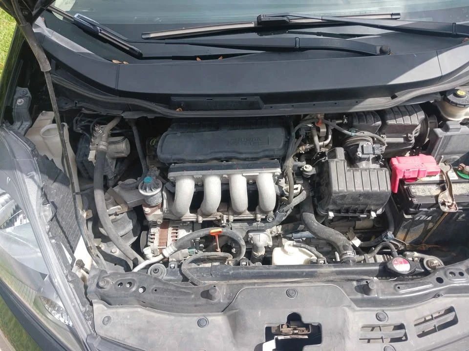 2013 Honda Fit - Image 6 of 10