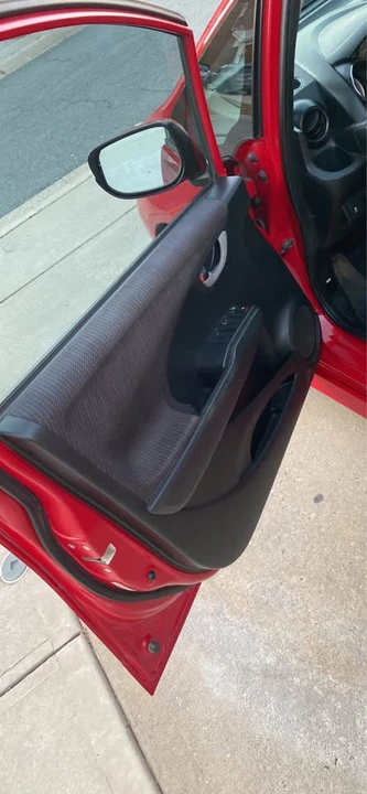 2013 Honda Fit - Image 9 of 20