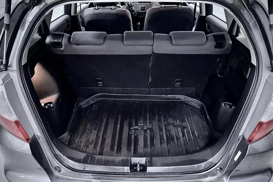 2013 Honda Fit - Image 12 of 19