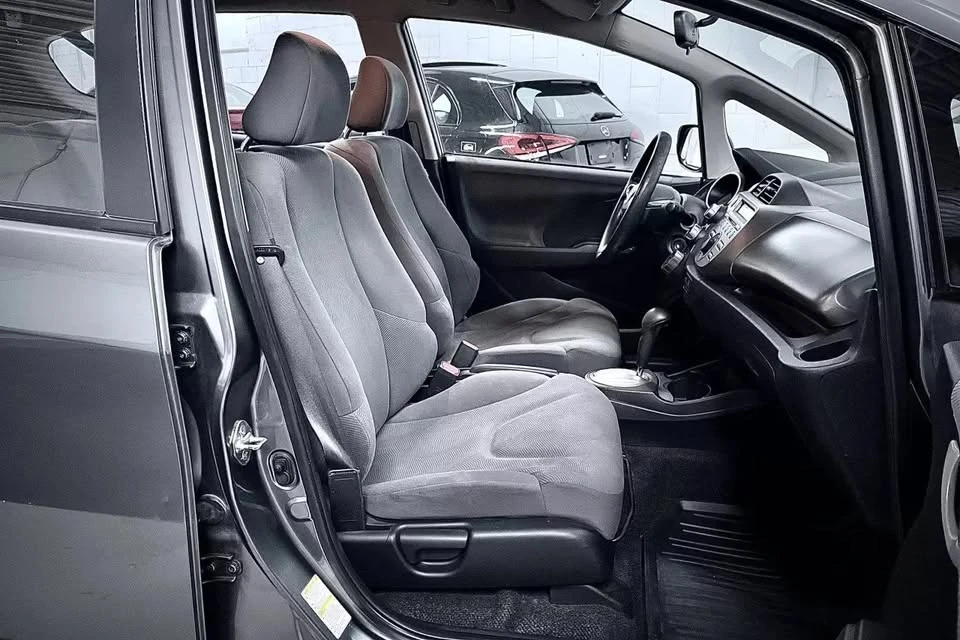 2013 Honda Fit - Image 14 of 19