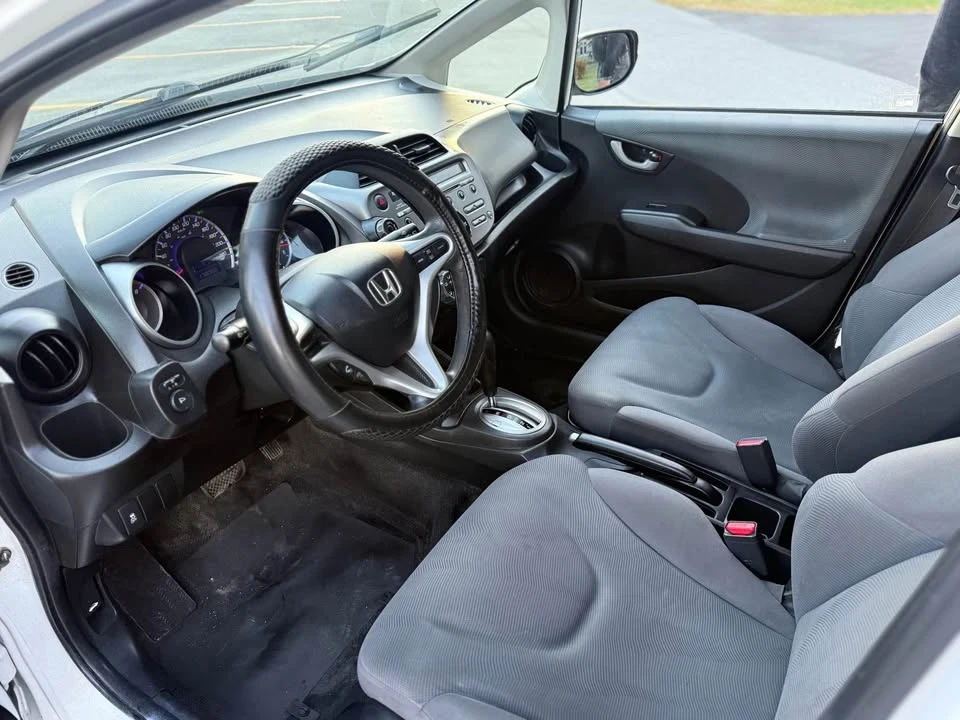 2013 Honda Fit - Image 5 of 11