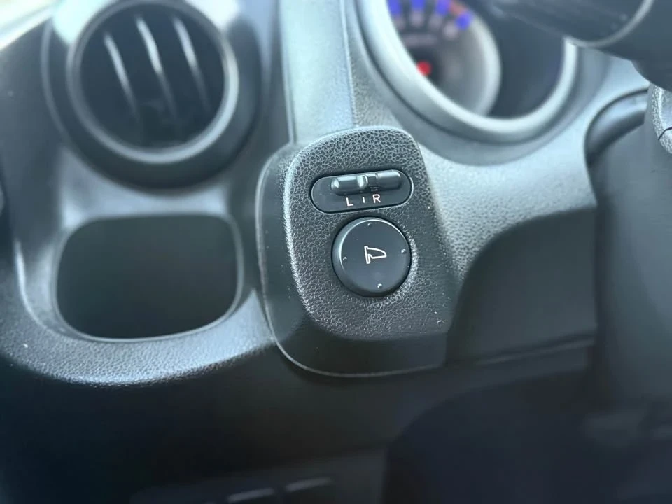 2013 Honda Fit - Image 11 of 11