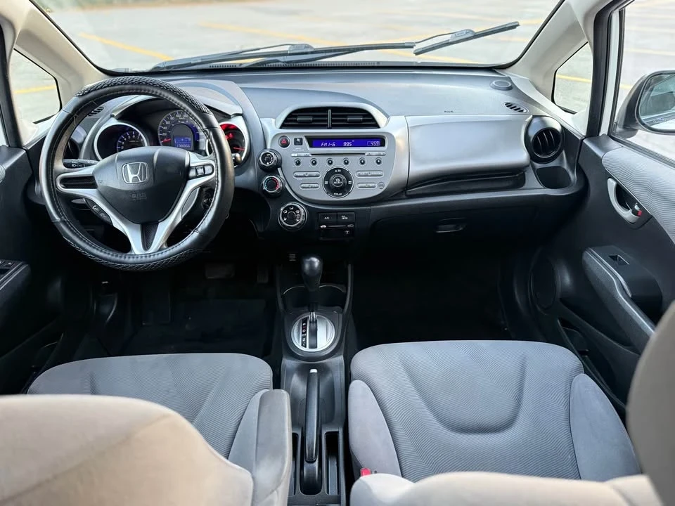 2013 Honda Fit - Image 7 of 11