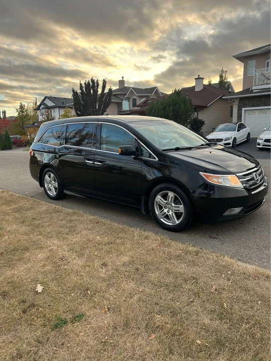 2013 Honda Odyssey - Image 3 of 10
