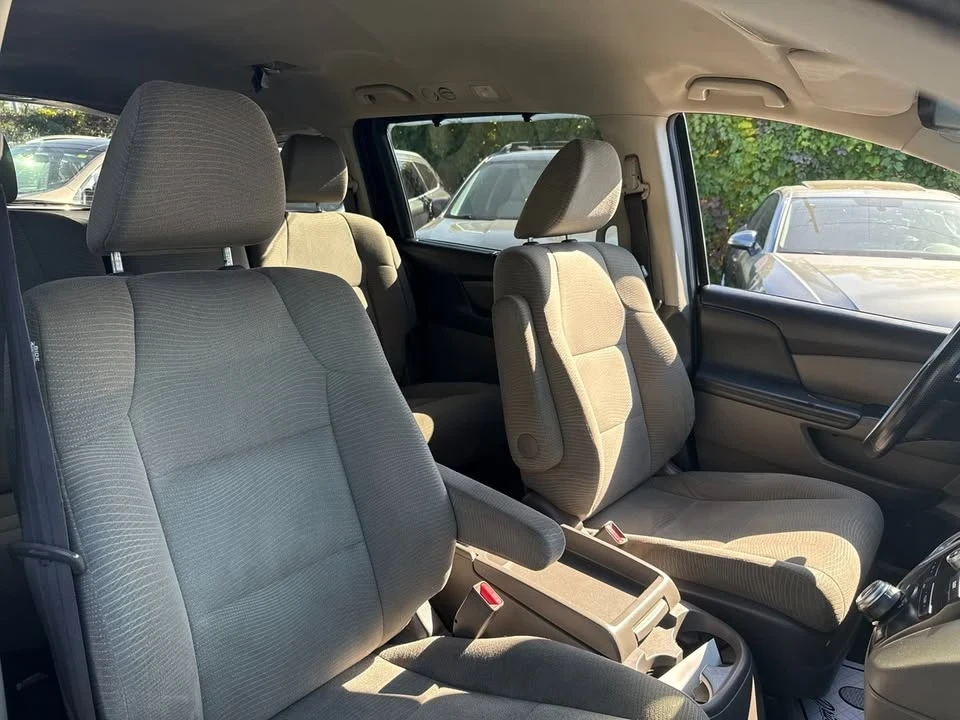 2013 Honda Odyssey - Image 16 of 20