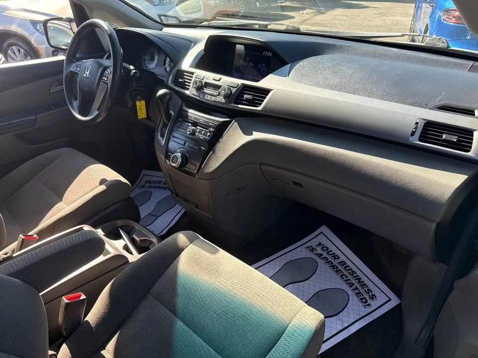2013 Honda Odyssey - Image 15 of 20