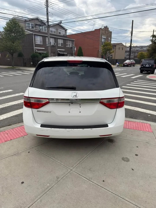2013 Honda Odyssey - Image 13 of 15