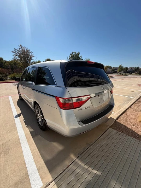 2013 Honda Odyssey - Image 4 of 10