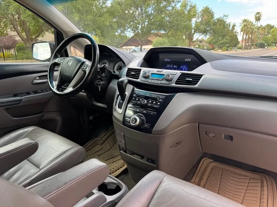 2013 Honda Odyssey - Image 9 of 20