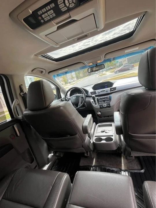 2013 Honda Odyssey - Image 8 of 18