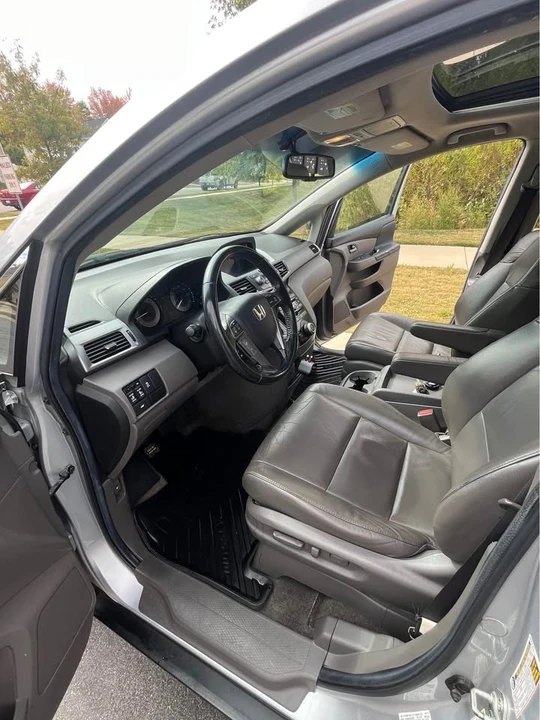 2013 Honda Odyssey - Image 9 of 18