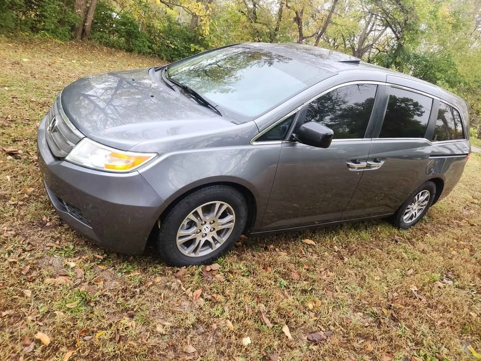 2013 Honda Odyssey - Image 3 of 17