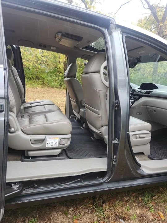 2013 Honda Odyssey - Image 8 of 17