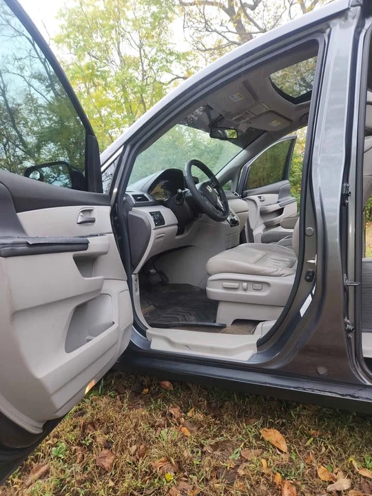 2013 Honda Odyssey - Image 9 of 17