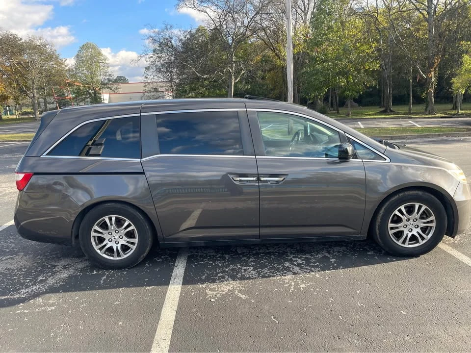 2013 Honda Odyssey - Image 3 of 12