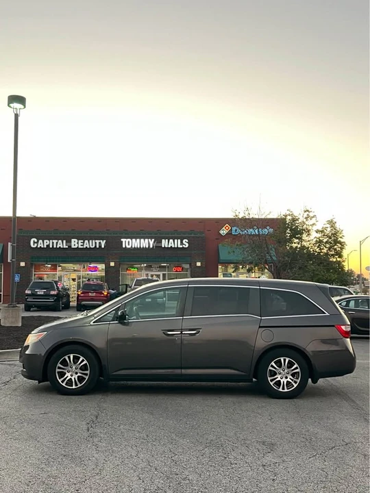 2013 Honda Odyssey - Image 3 of 16